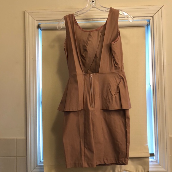 Dusty rose dress - Picture 5 of 8